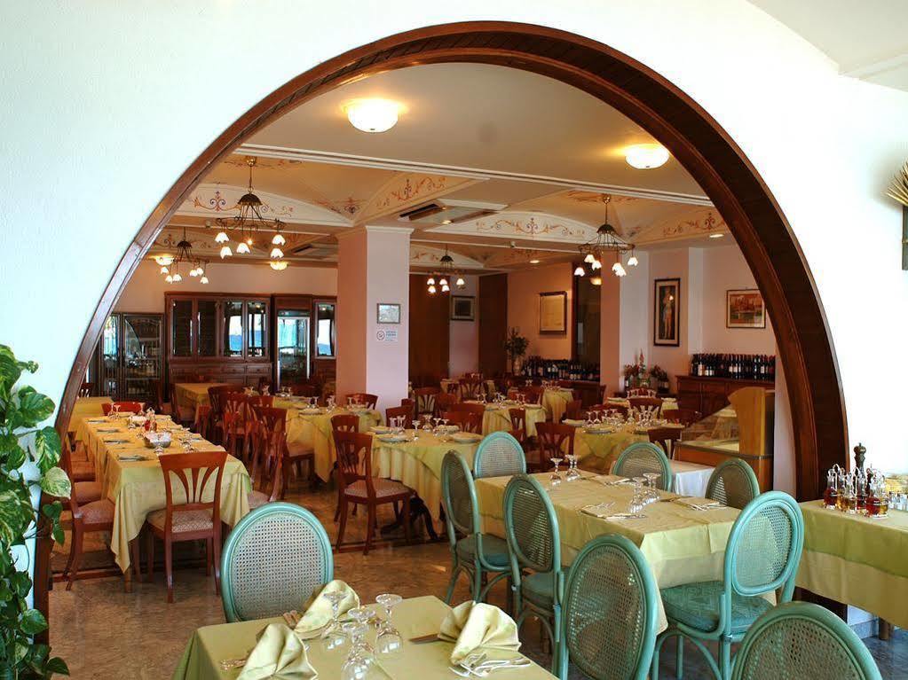 Hotel Il Mulino Капо-д'Орландо Екстер'єр фото